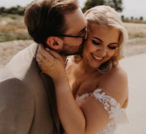 Kuss bei der Hochzeit