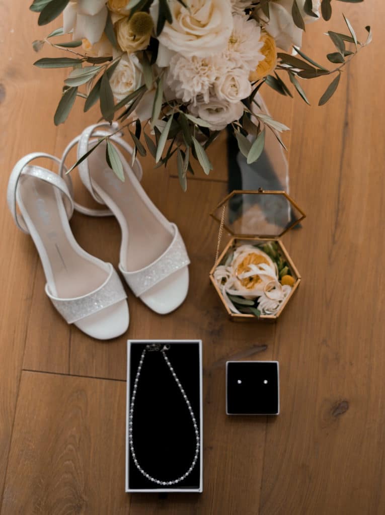 Details Wedding